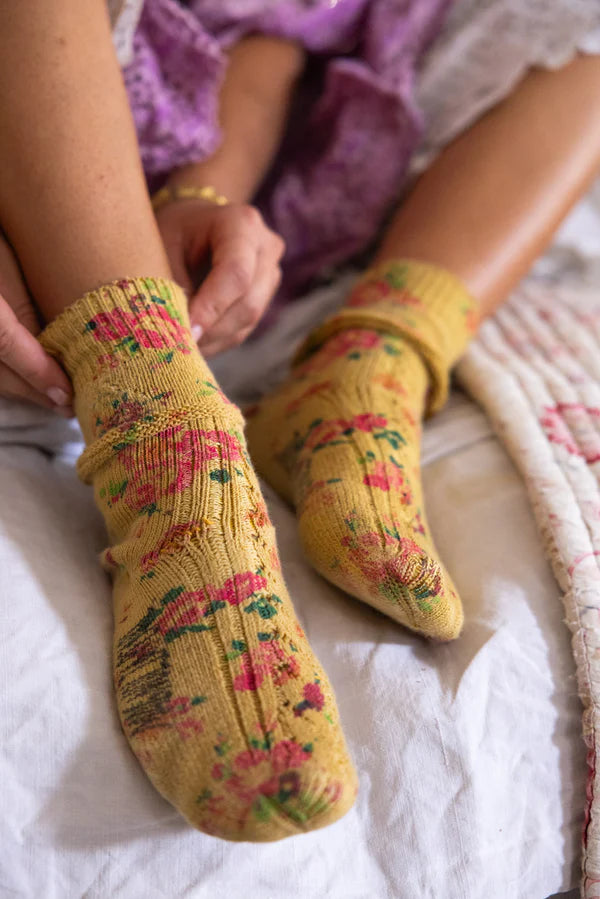 Magnolia Pearl Floral Lil Dipper Socks-Katze Boutique