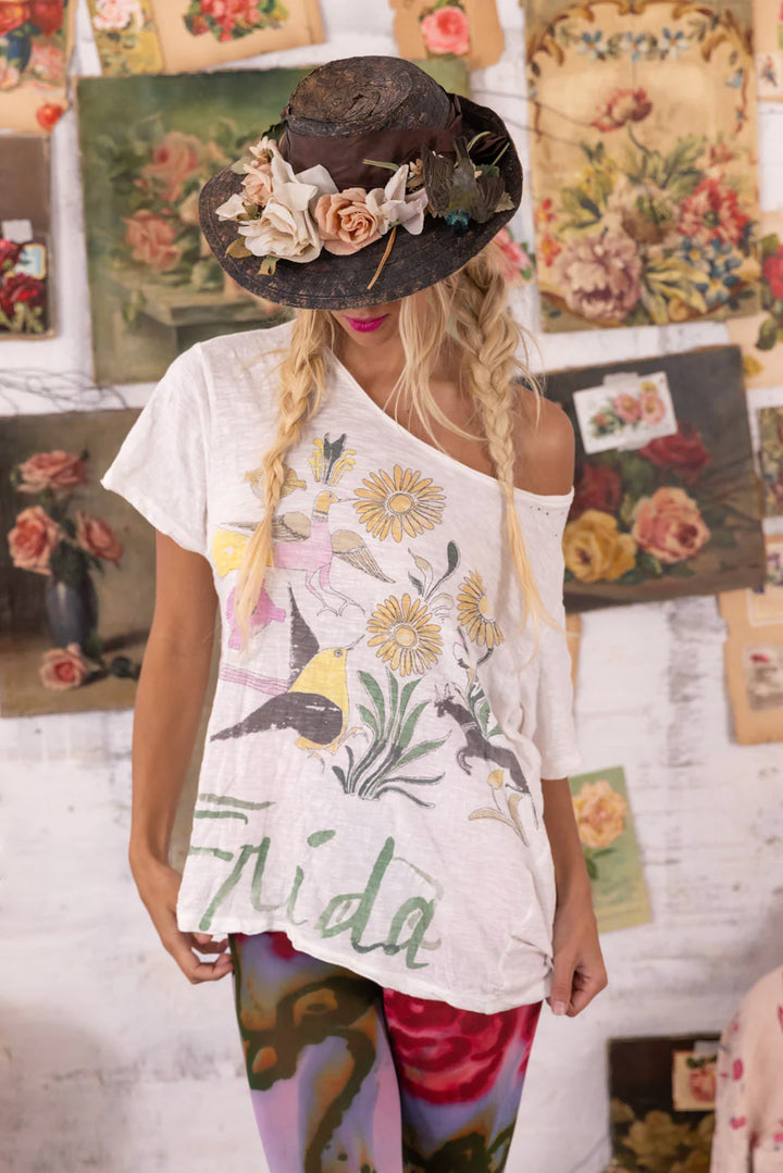 Magnolia Pearl Flight Flower Frida T-Katze Boutique